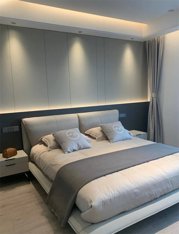 ��ͷ����ǽ